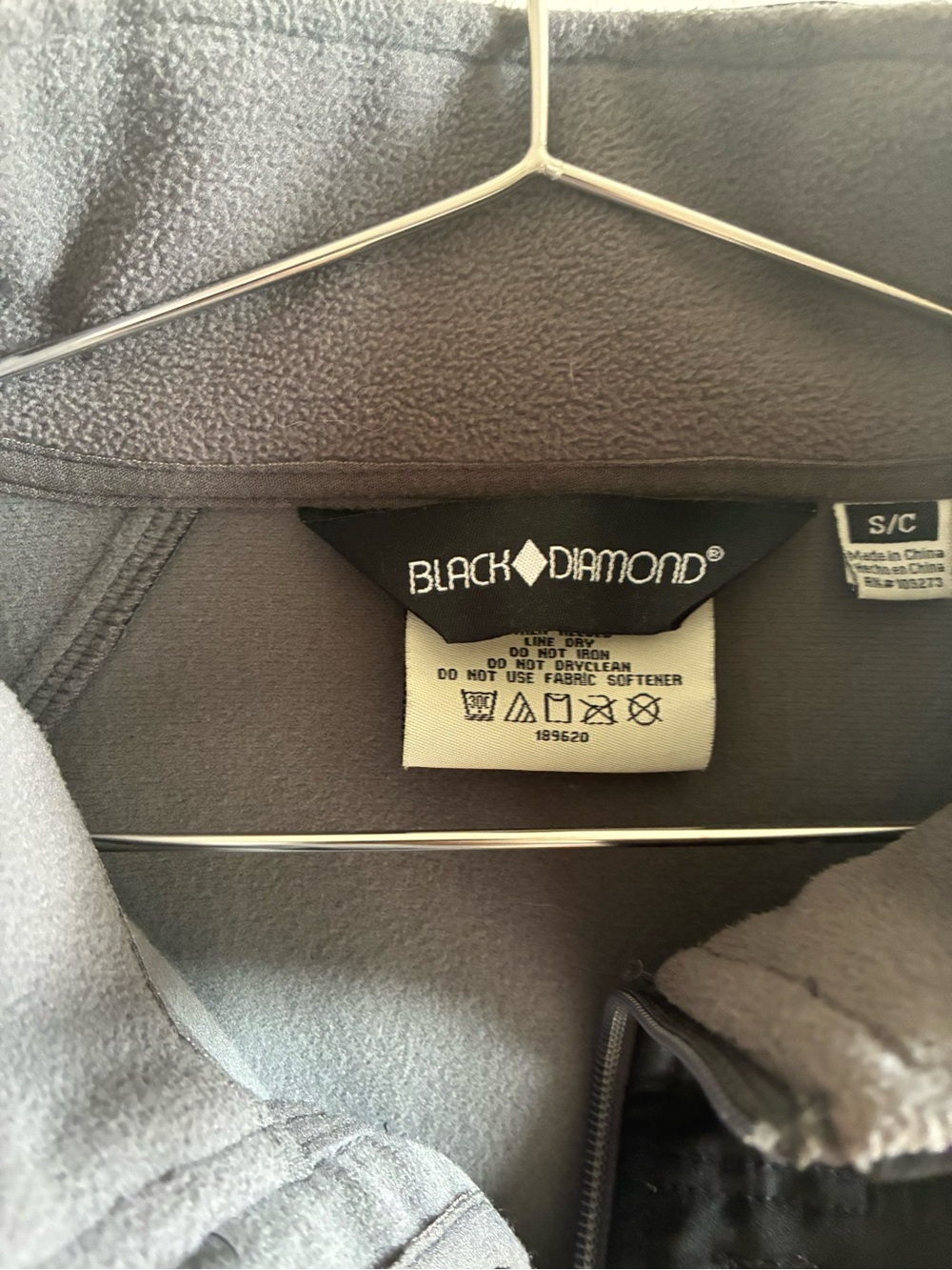 Black Diamond Two-Tone Gray Softshell Performance Jacket - Picture 4 of 5